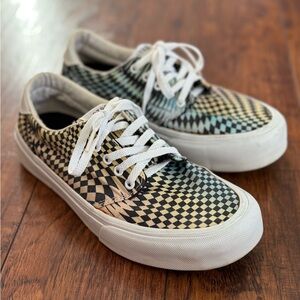 STRAYE Rainbow Checkodelic Checkered Canvas Skate Sneakers | Size 7.5